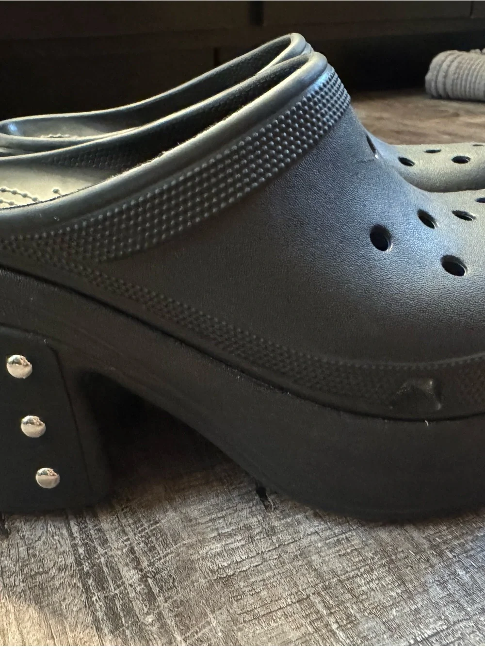 CROCS women platform